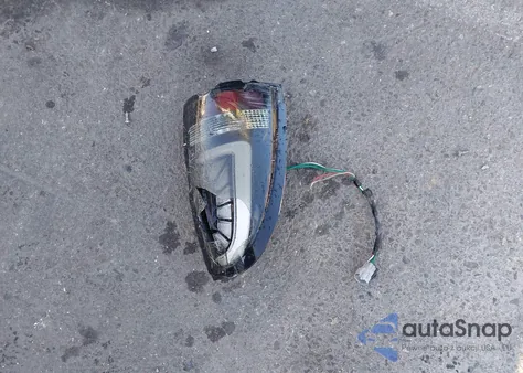 2006 Toyota Tacoma Prerunner V6 z USA, uszkodzony, nr VIN 3TMJU62N16M025046